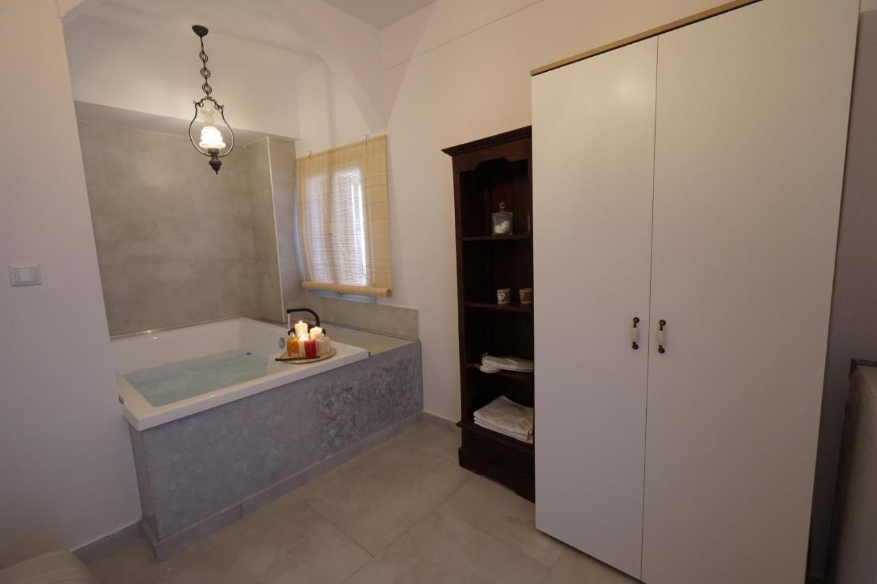 "Del Sole" Spa Apartment เซเรส ภายนอก รูปภาพ